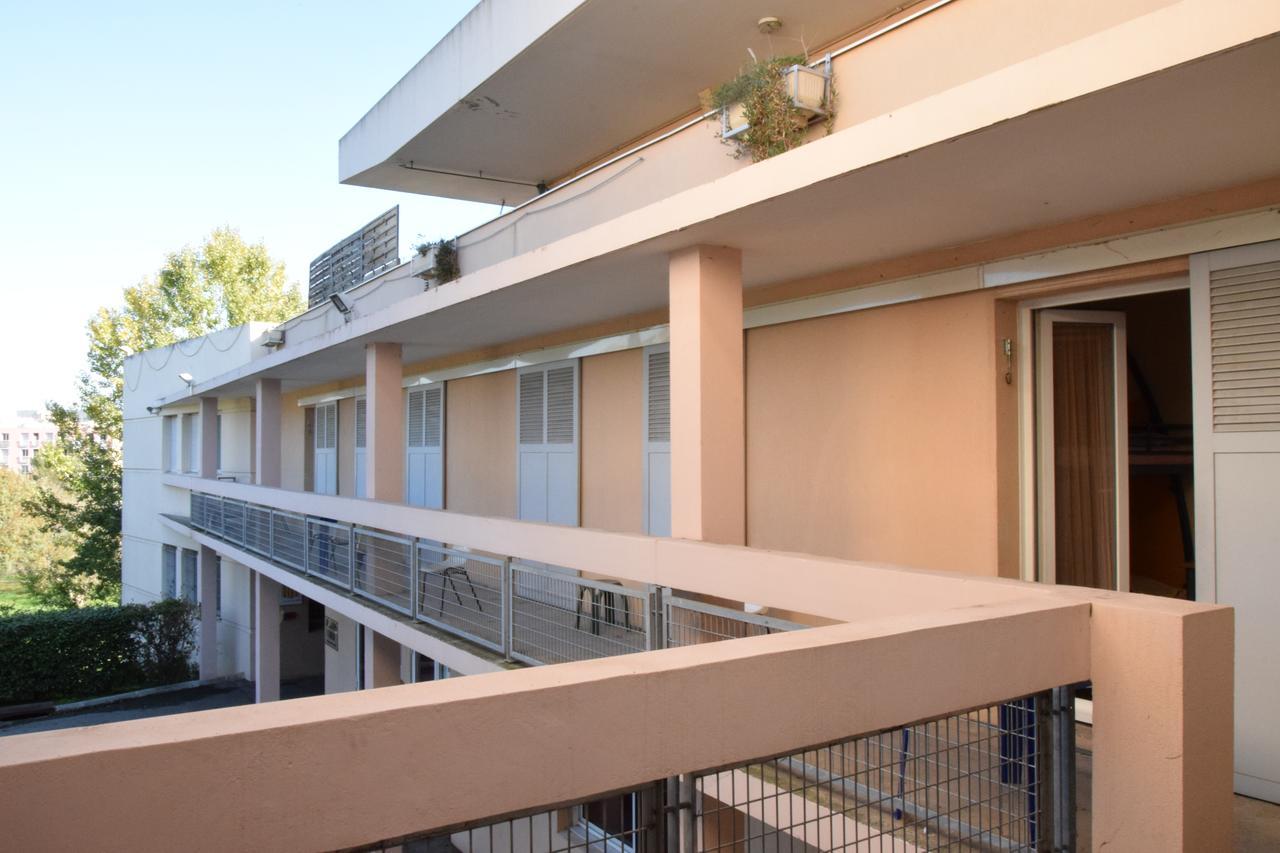 Auberge De Jeunesse Jas De Bouffan Aix-en-Provence Eksteriør billede